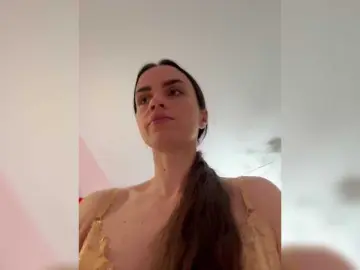 NEW-MODEL  live sex cam