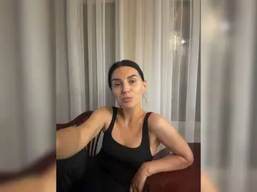NinaWild  live sex cam
