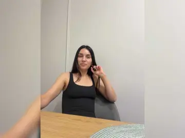 NinaWild  live sex cam