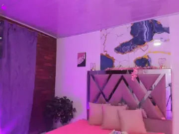 TEFFANNIA-TAY  live sex cam
