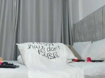 Pretty-canella  live sex cam