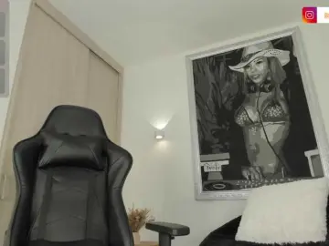 BellaRossi  live sex cam