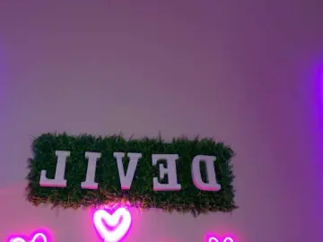Devil2222  live sex cam