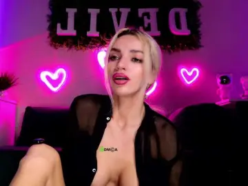 Devil2222  live sex cam