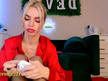 Devil2222  live sex cam