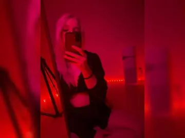 Kiraaaaaa  live sex cam