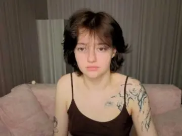 SvenaKopni  live sex cam