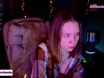 Vita-min-4ik  live sex cam