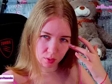 Vita-min-4ik  live sex cam