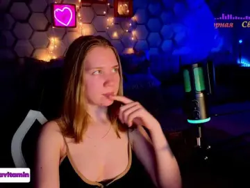 Vita-min-4ik  live sex cam