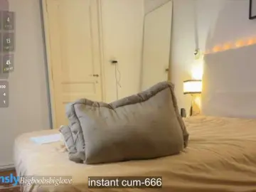 Bigboobsbig  live sex cam