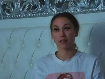 AliceMunro  live sex cam