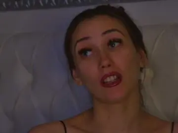 AliceMunro  live sex cam