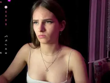 CarmonSchlarbaum  live sex cam