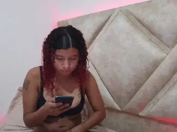 CrespaGirl  live sex cam