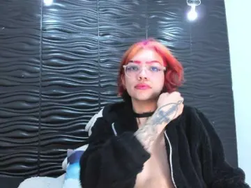 Hinata-Owen  live sex cam