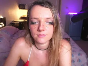 MagneticAmi  live sex cam