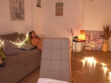 MagneticAmi  live sex cam