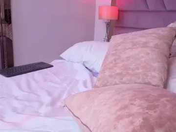 MiaGrayce  live sex cam