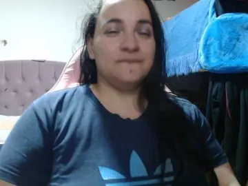 Miaabrownn2  live sex cam