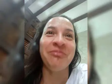 Miaabrownn2  live sex cam