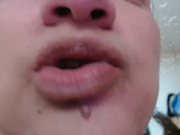 Miaabrownn2  live sex cam