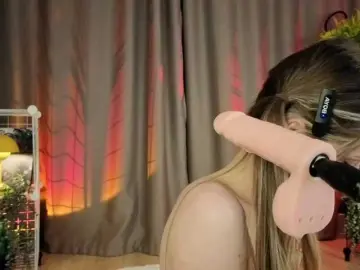 Mirabelladoll1  live sex cam