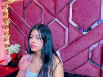 AlanaDeivis  live sex cam
