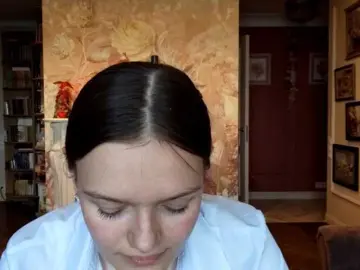 ElenaKeel  live sex cam