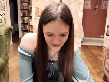 ElenaKeel  live sex cam