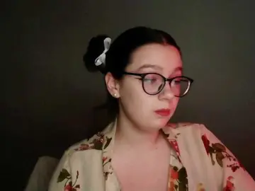 Lizzii20  live sex cam