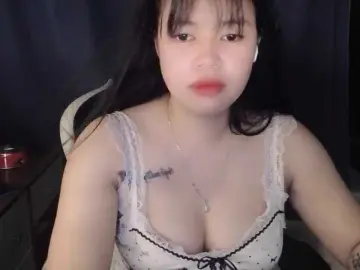 Love-x69x  live sex cam