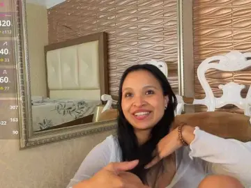 Miladiosa  live sex cam