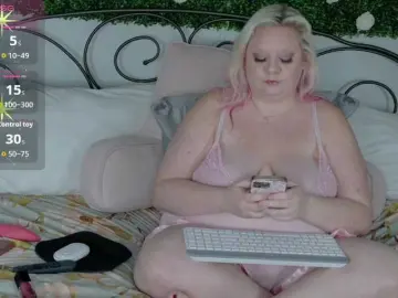 Siennaluxx  live sex cam