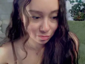 WOWalina  live sex cam