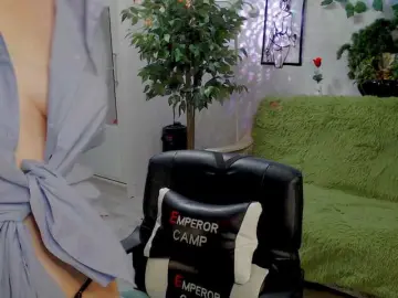 WOWalina  live sex cam