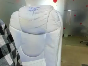 Queenrafaelle  live sex cam