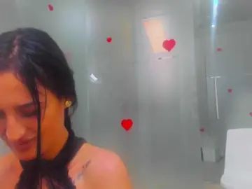 Queenrafaelle  live sex cam