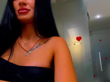Queenrafaelle  live sex cam