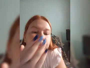 Fox-cub  live sex cam