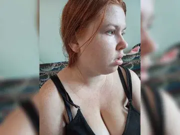 Fox-cub  live sex cam