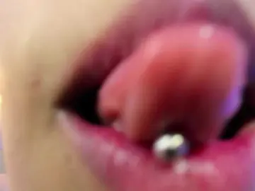 Salome-smitth  live sex cam