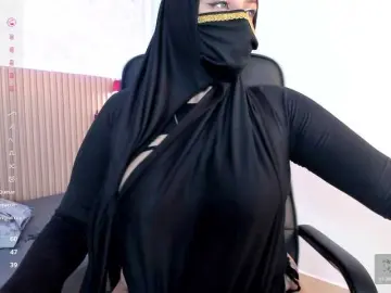 Zully-arabb  live sex cam
