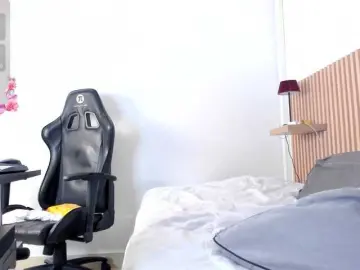 Zully-arabb  live sex cam