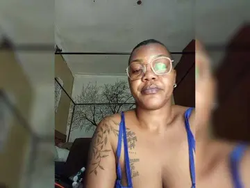 BEENCEE  live sex cam