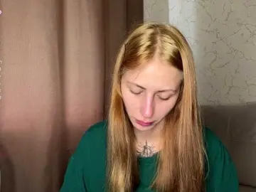 BlondyBun  live sex cam