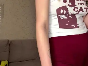BlondyBun  live sex cam