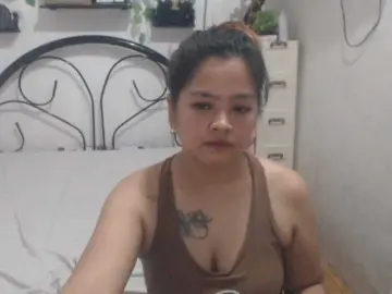 Carlajoyce27  live sex cam