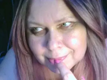 CharleeKendall  live sex cam