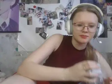 LiraLee  live sex cam